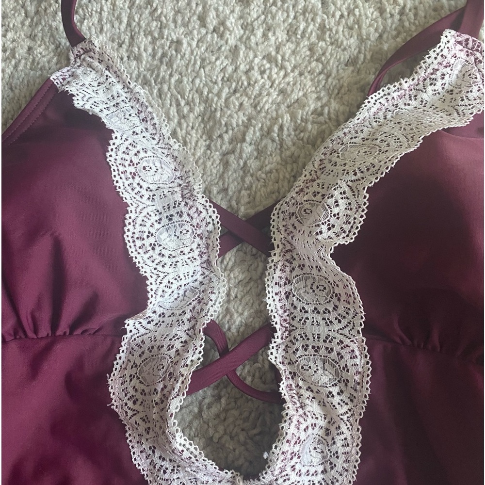 Burgundy lace one piece swimsuit - Picture 2 of 5